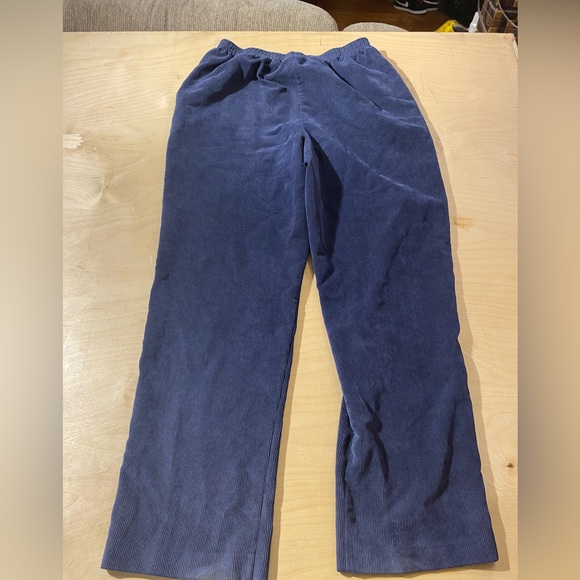 Alfred  Dunner Pull On Corduroy Pants Size 12 (KD) - Picture 12 of 15